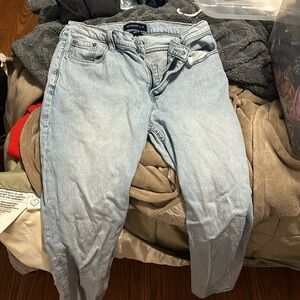 Aeropostale MOM jeans